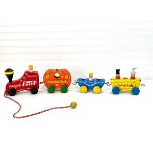 vintage playskool vintage wood train- 8 piece pull toy